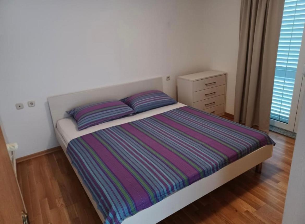 Apartmani Adria トロギール エクステリア 写真