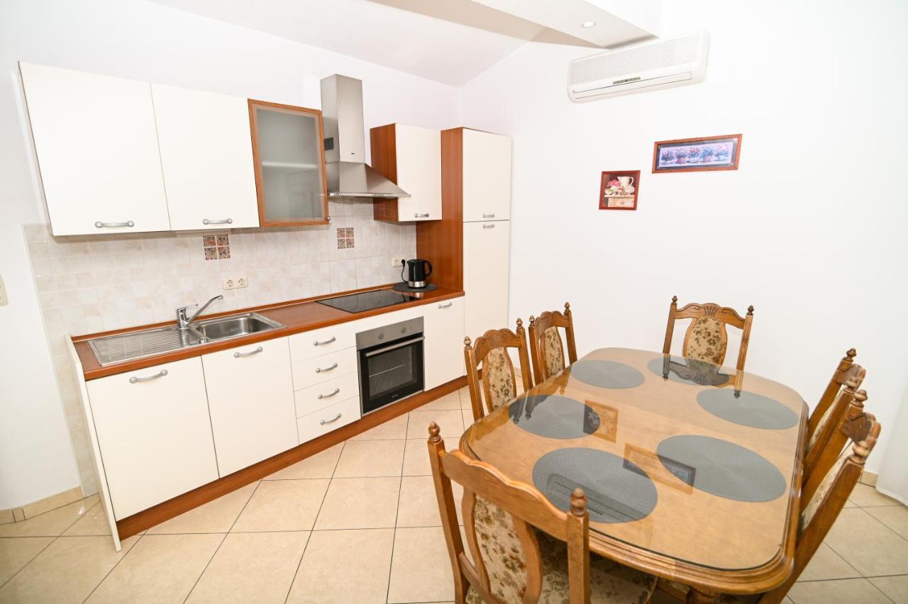 Apartmani Adria トロギール エクステリア 写真