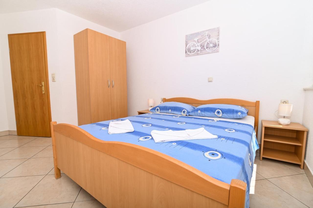 Apartmani Adria トロギール エクステリア 写真