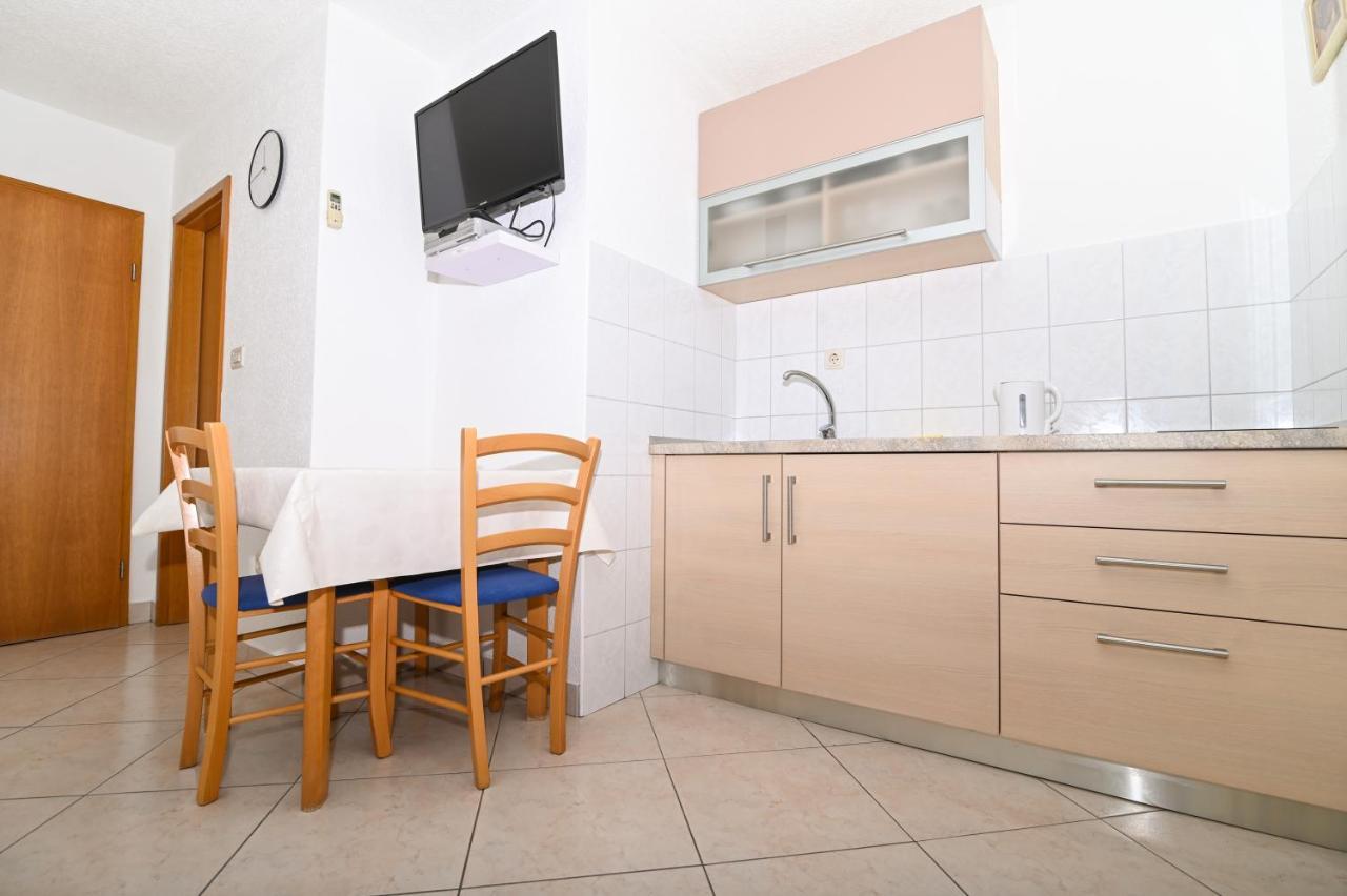 Apartmani Adria トロギール エクステリア 写真
