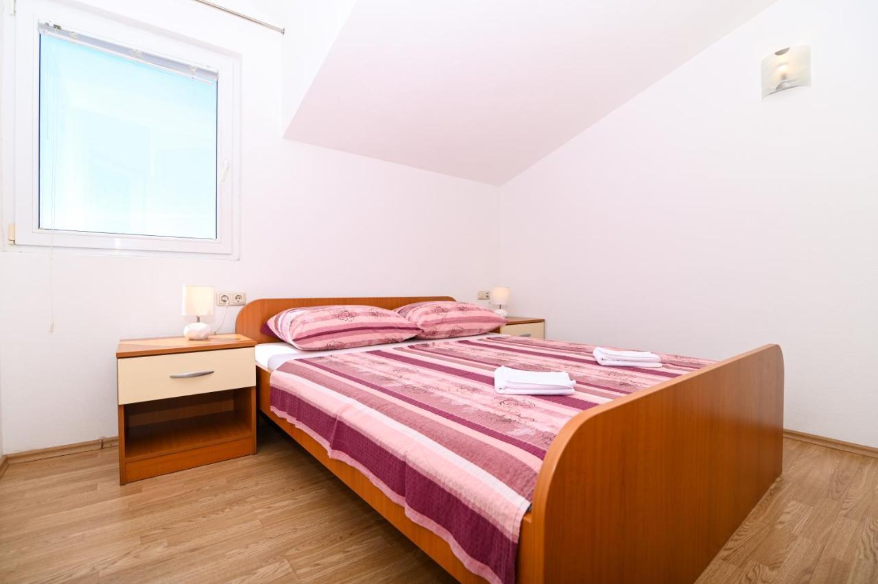 Apartmani Adria トロギール エクステリア 写真